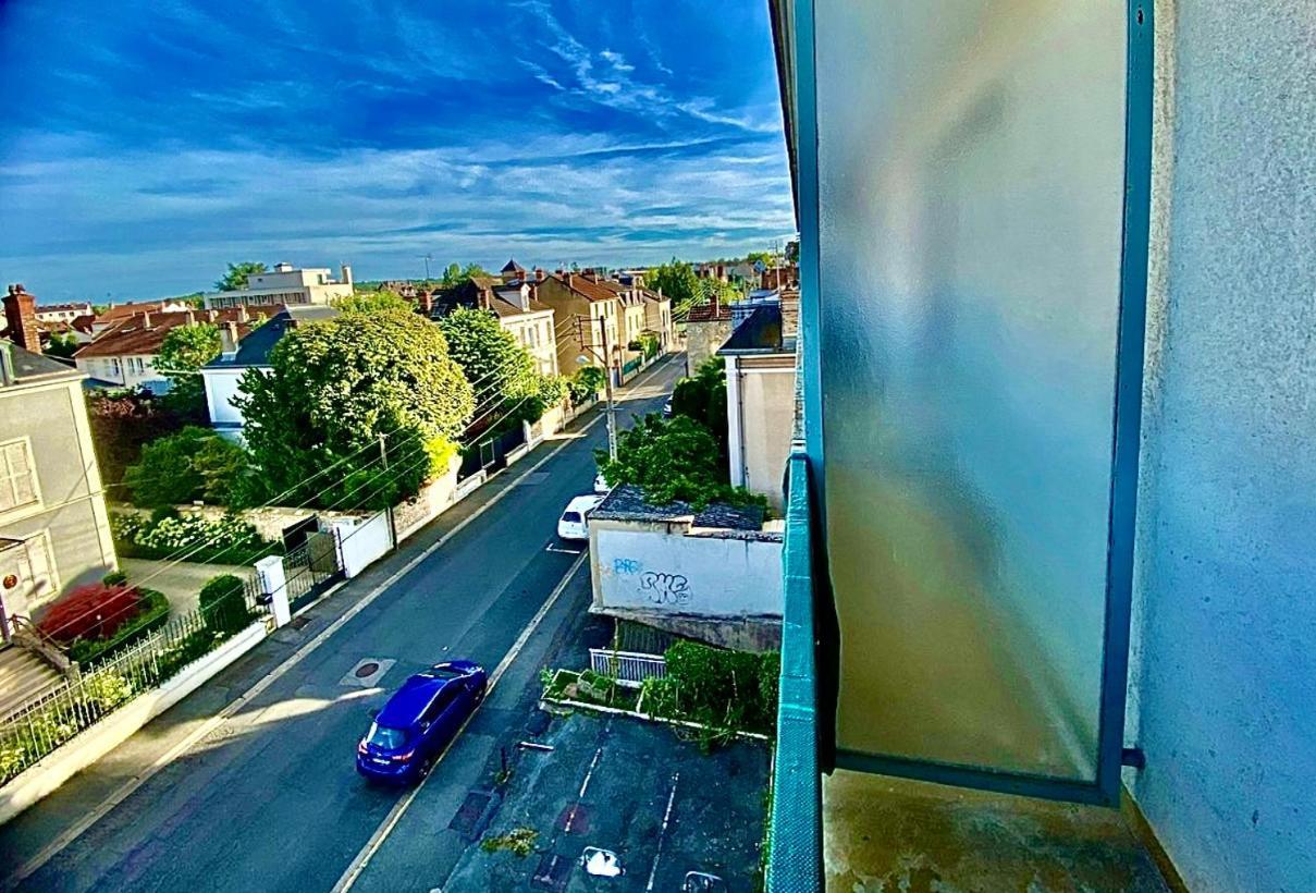 Appartement Proche Gare Et Centre Ville Melun Exterior photo
