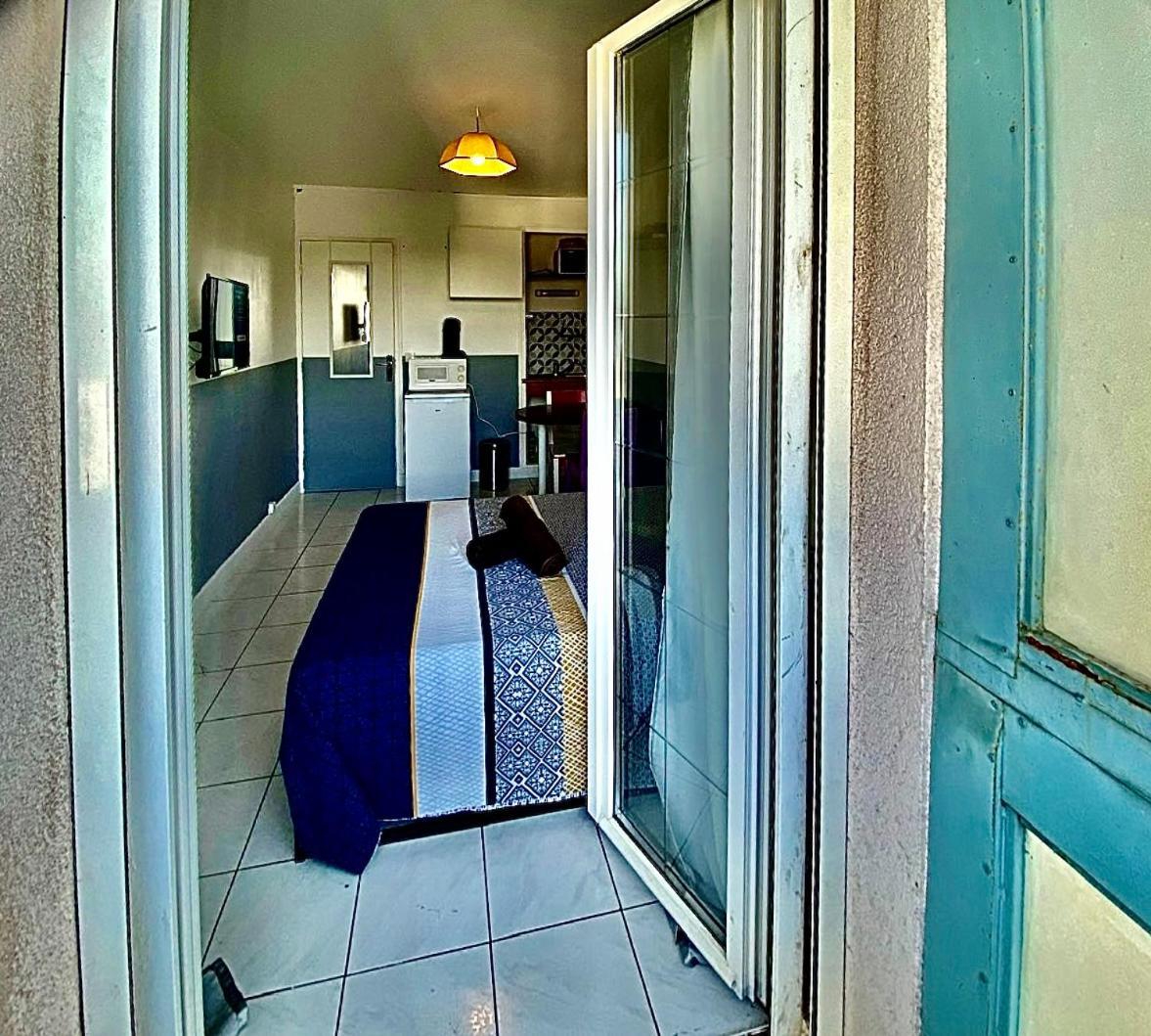 Appartement Proche Gare Et Centre Ville Melun Exterior photo