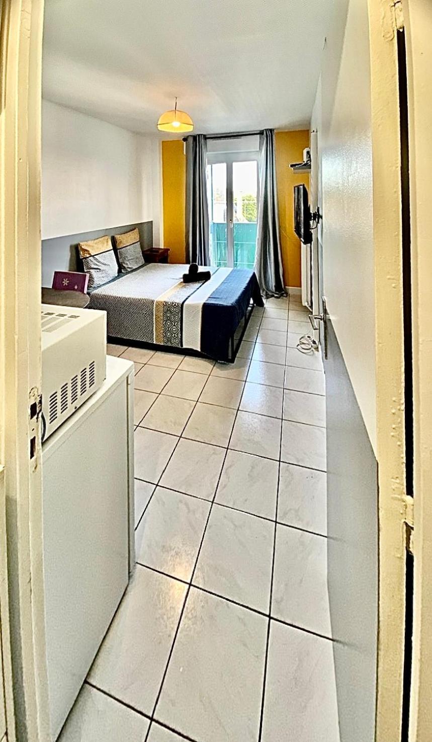 Appartement Proche Gare Et Centre Ville Melun Exterior photo